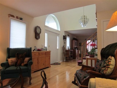 3 Bedroom Townhome For Sale in Highland NY